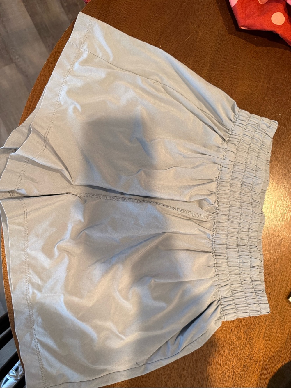 Vuori Villa Short